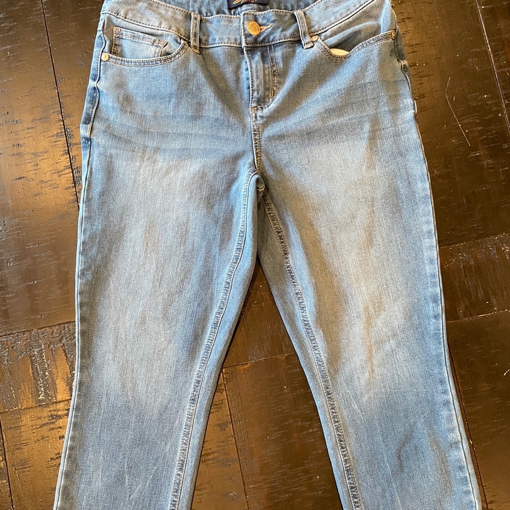 Seven7 Capri Skinny Jeans